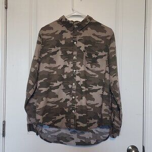 Universal Thread Camo  Camden Shirt size large
